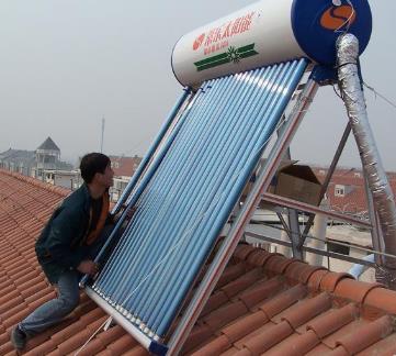 太阳能热水器使用电加热水不热